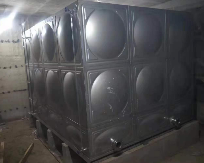 北辰不锈钢保温水箱的焊接方法